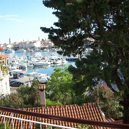 Rozic Apartman Rab Town