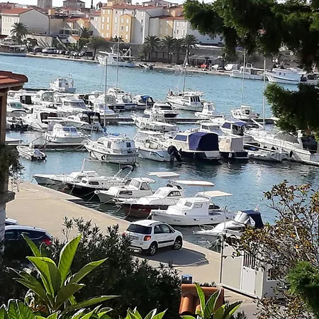 Rozic Apartman Rab Town