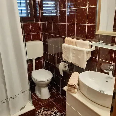 Rozic Apartment Rab Town