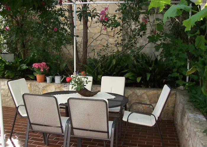 Apartament Rozic