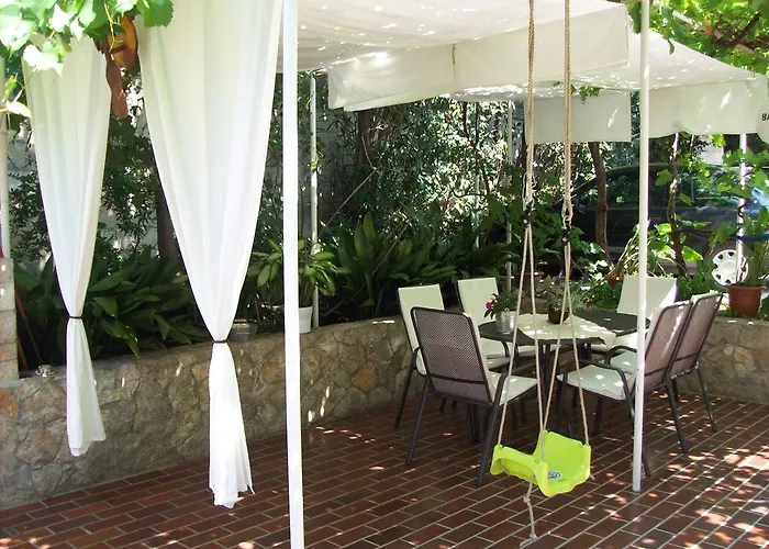 Rozic Apartament Rab Town
